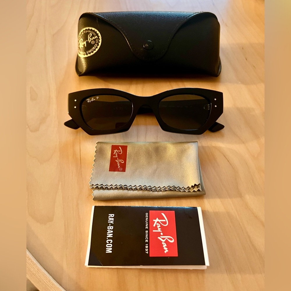 Ray-Ban Black Polarized Rectangle Sunglasses REPOSH